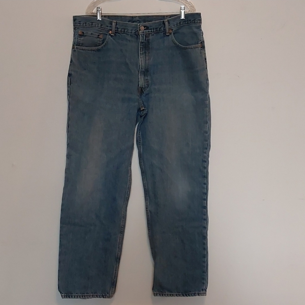 Levi's 550 Men's Medium Wash Blue Jeans Size 40x32 40W 32L